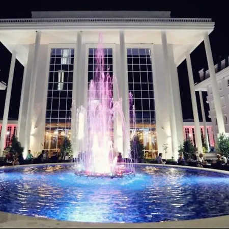 Grand Europa Daire Velipojë